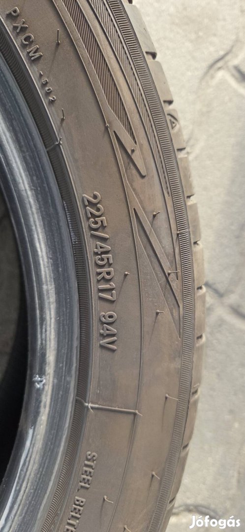 Toyo proxes comfort XL nyari gumi szett