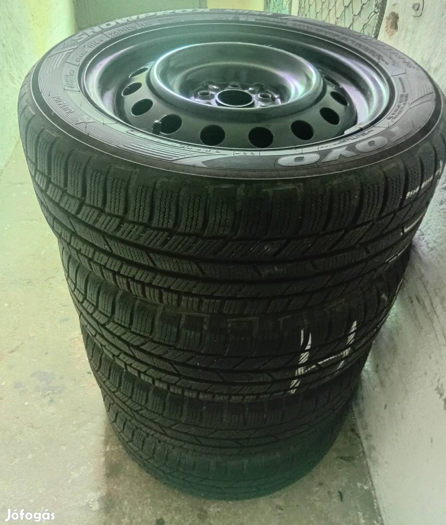 Toyo téligumi felnivel!