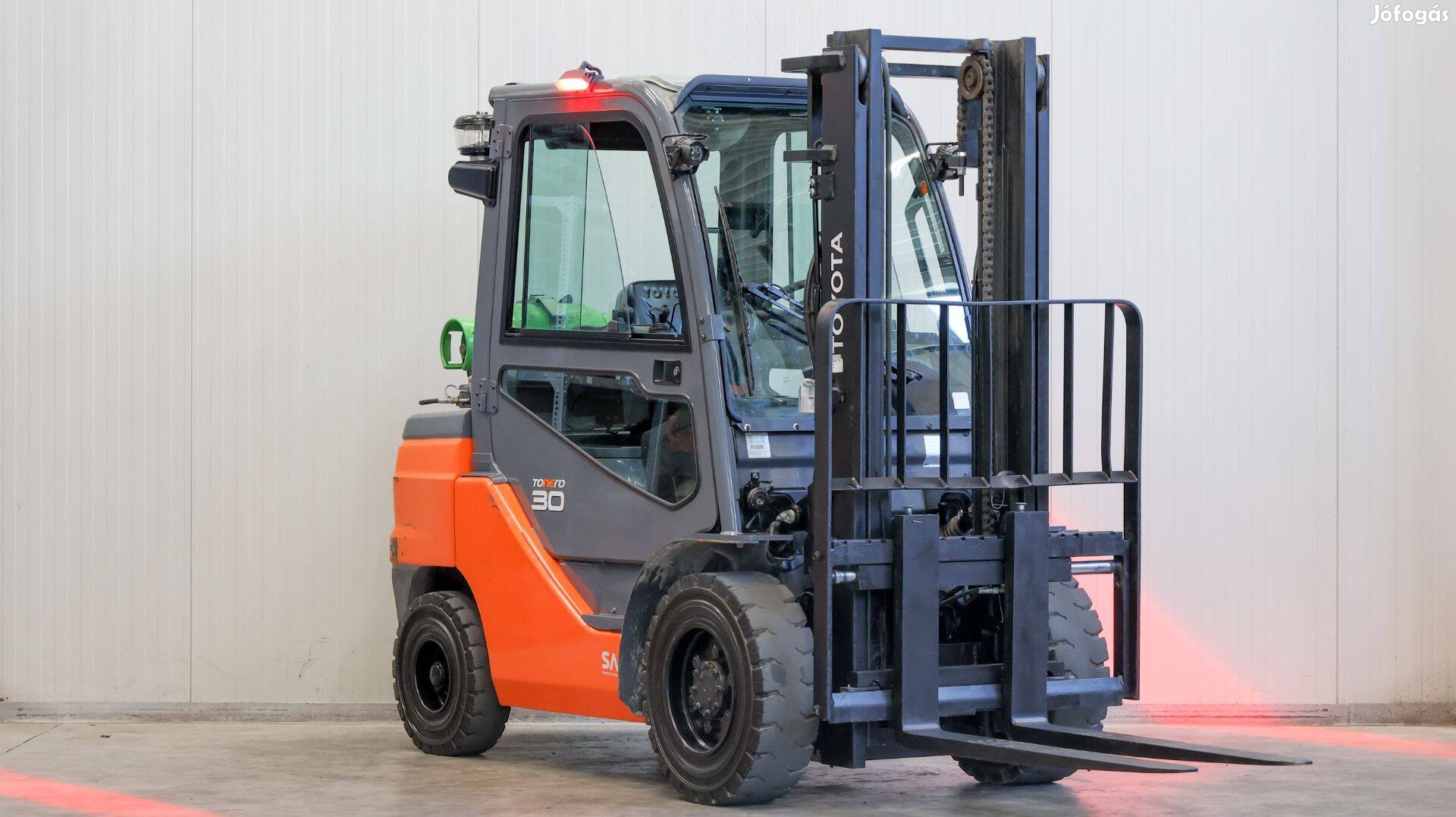 Toyota 02-8Fgf30 3 tonnás gázos targonca - 991üó