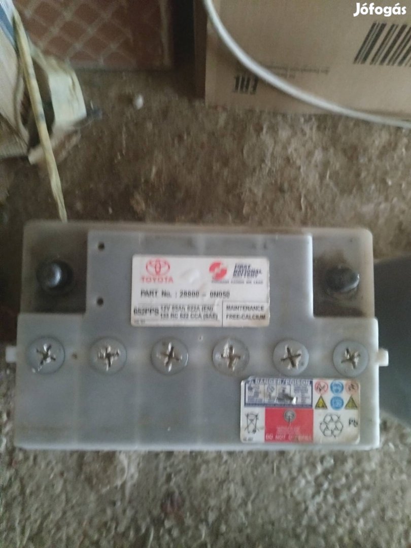 Toyota 12v 65ah savas akkumulátor 