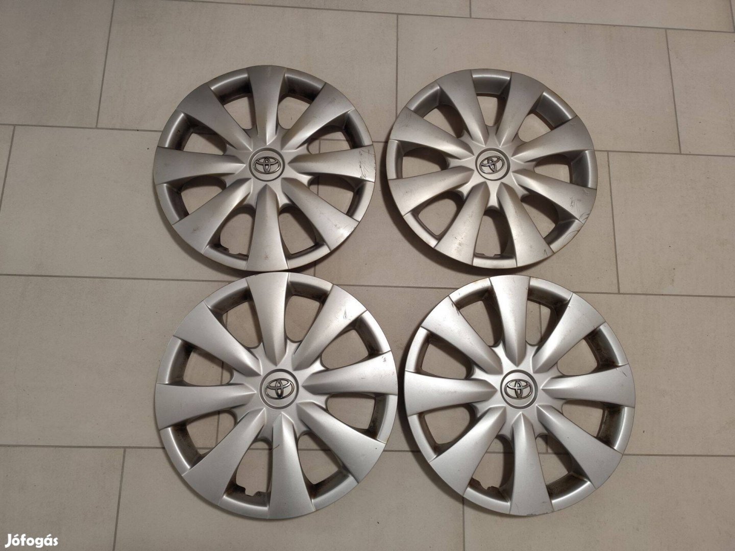 Toyota 15 collos dísztárcsa szett, 15"