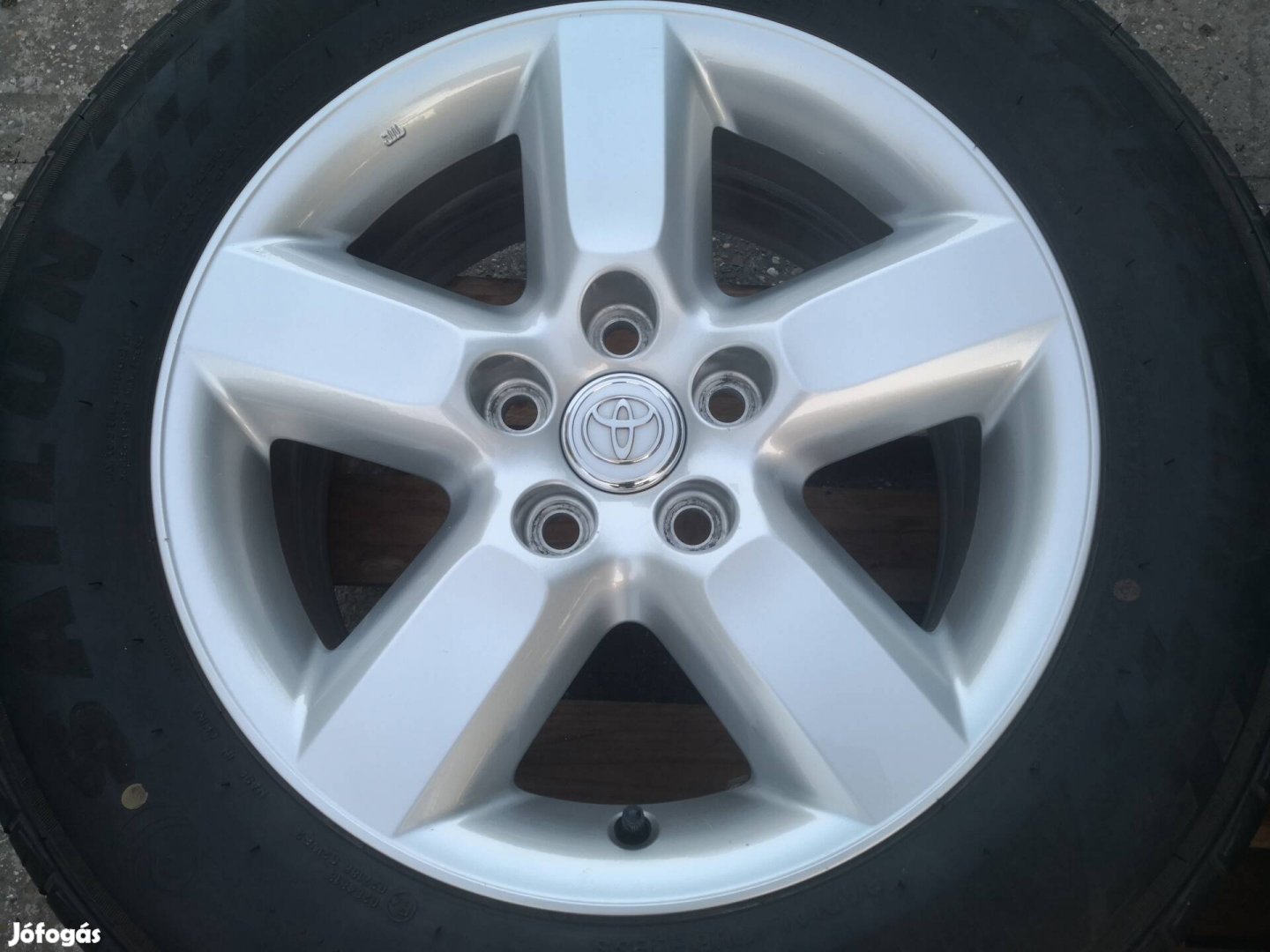 Toyota 16-os gyári alufelnik 5x114,3-as