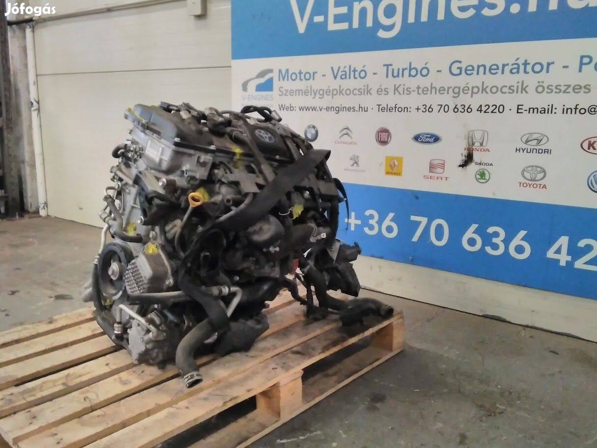 Toyota 2ZR bontott motor
