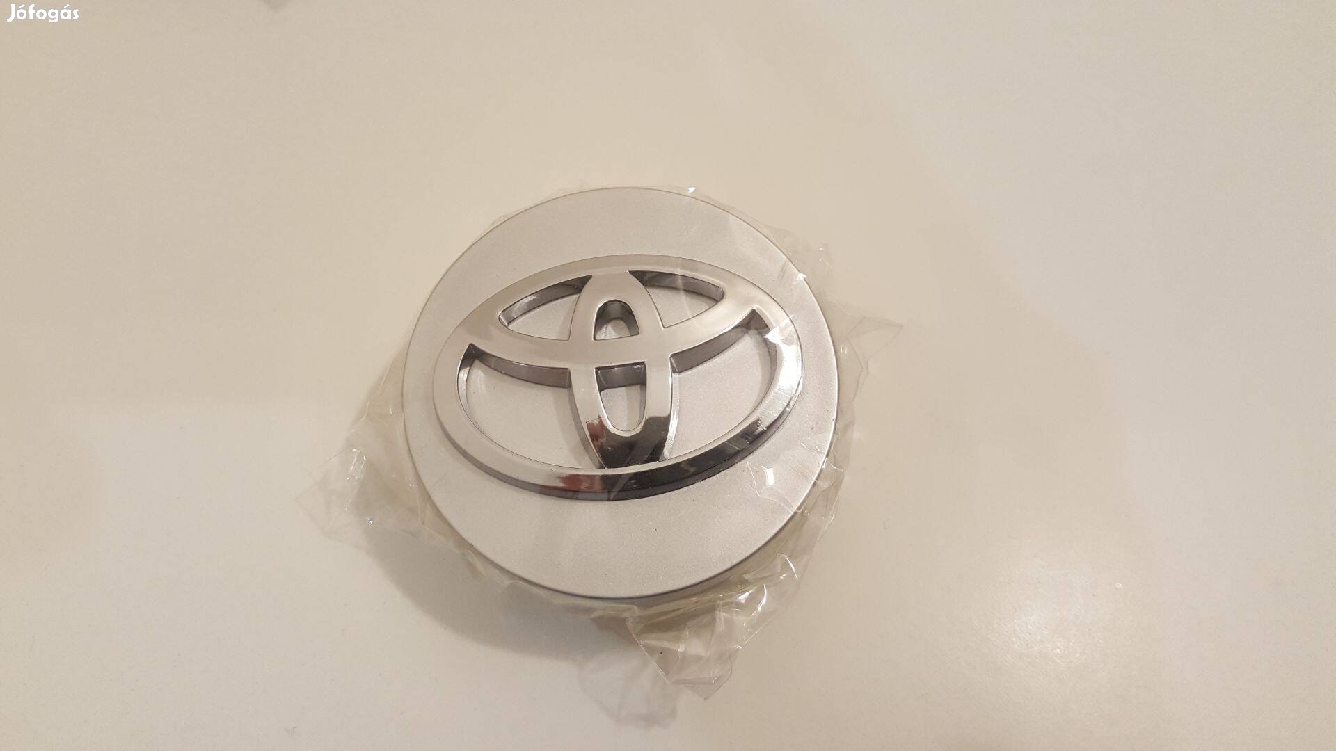 Toyota 62mm alufelni közép kupak porvédő