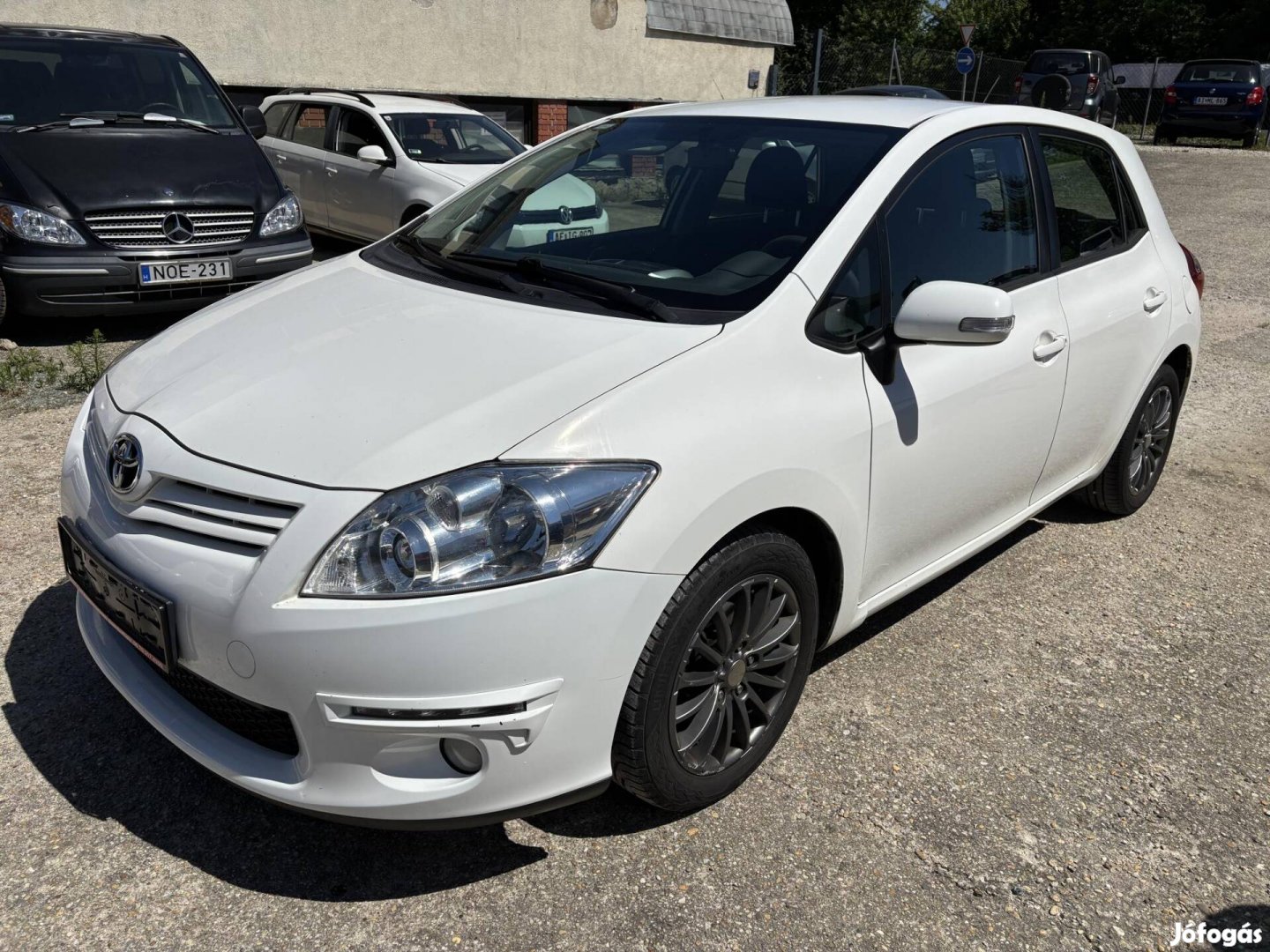 Toyota Auris 1.33 Active ECO Vonóhorog ! Friss...