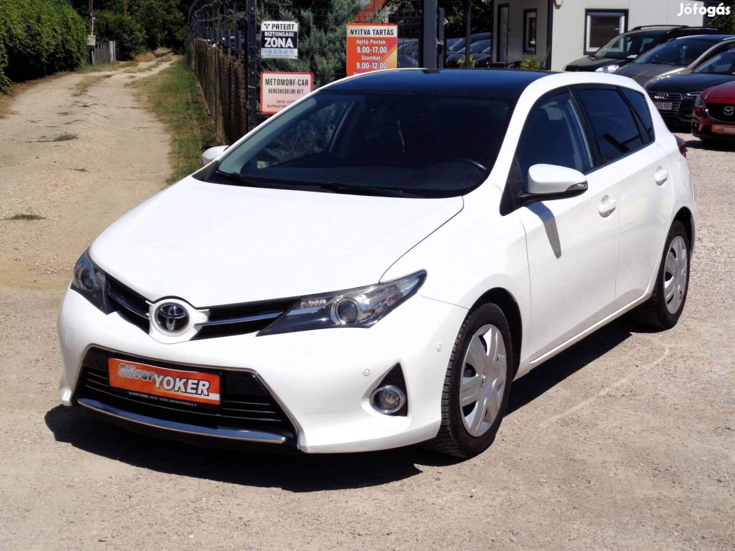 Toyota Auris 1.33 Active Üvegtető Kamera Parkra...
