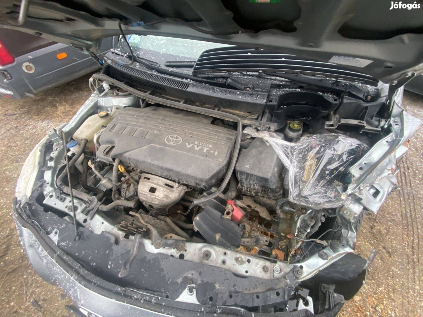 Toyota Auris 1.33 E150 motor borítás