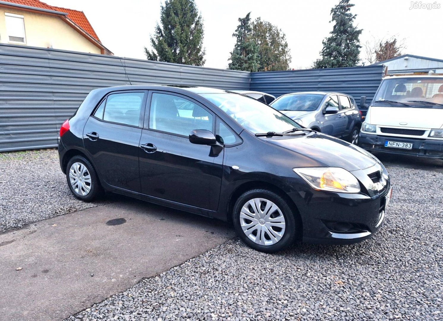 Toyota Auris 1.33 Luna Friss műszaki - Szevízkö...