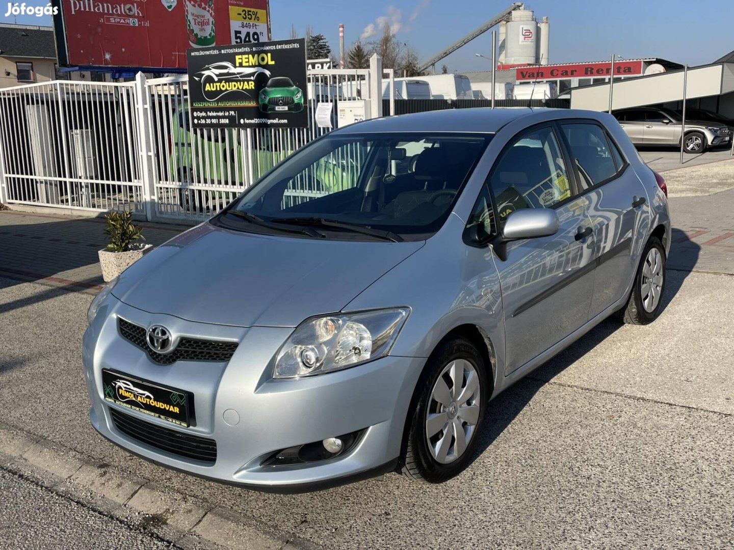 Toyota Auris 1.33 Végig Sz.könyv! Megkímélt!