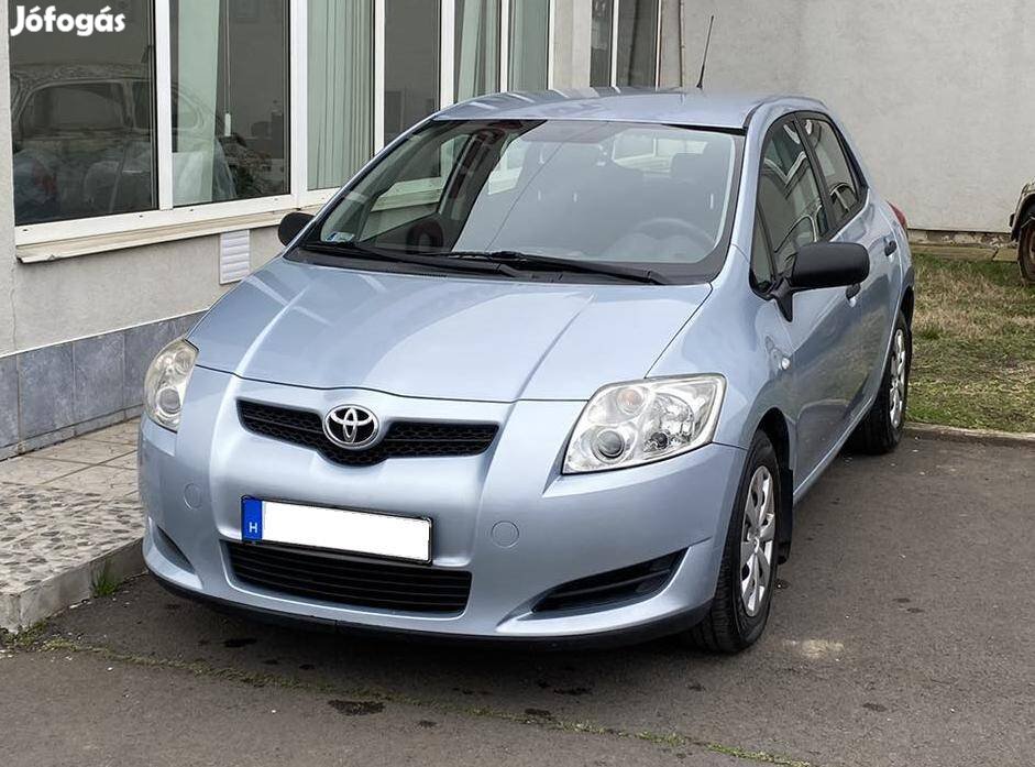 Toyota Auris 1.4 154 ezer Km . Magyar . Első Tulaj