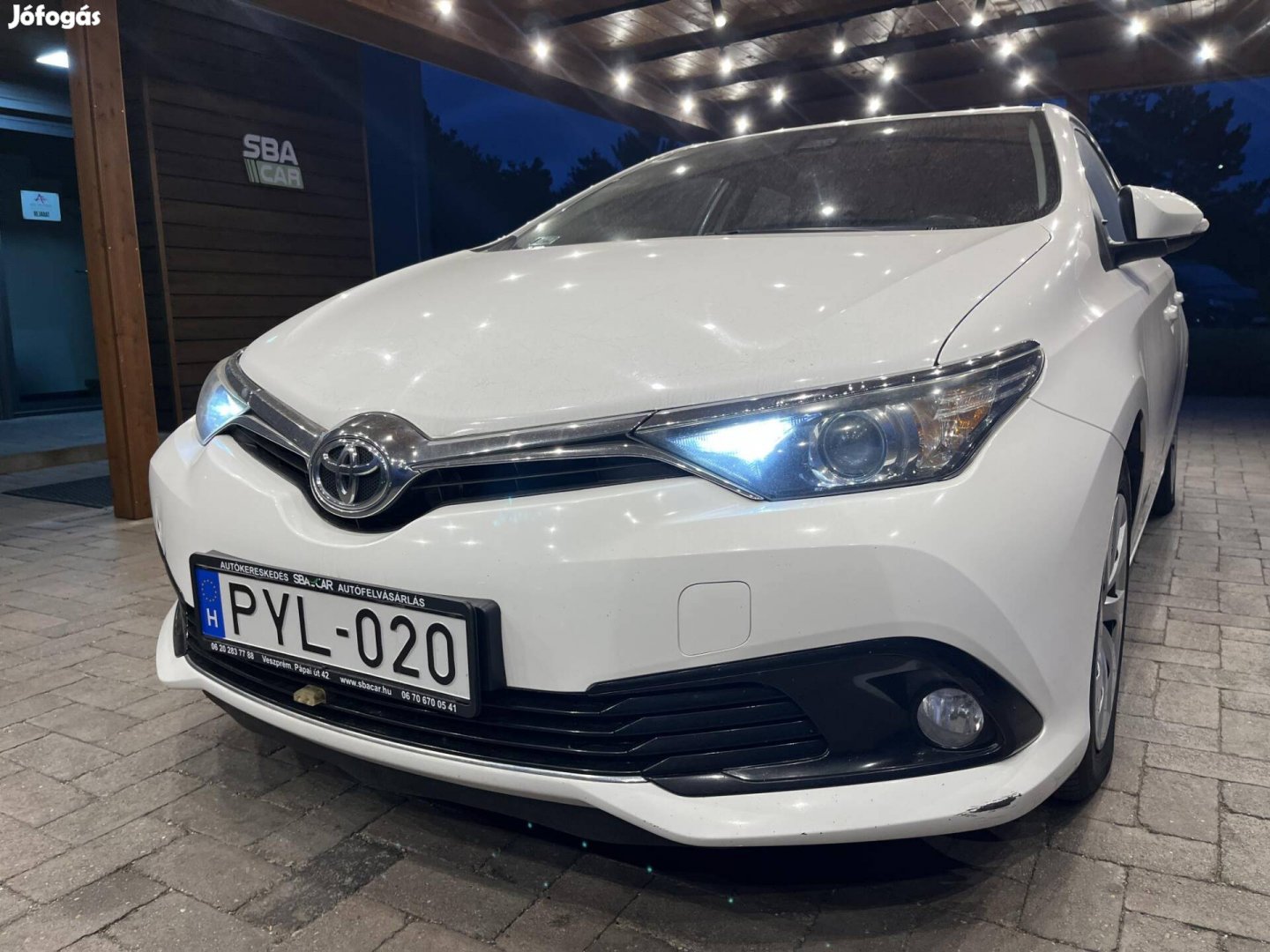 Toyota Auris 1.6 D-4D Active Comfort Pyl-020