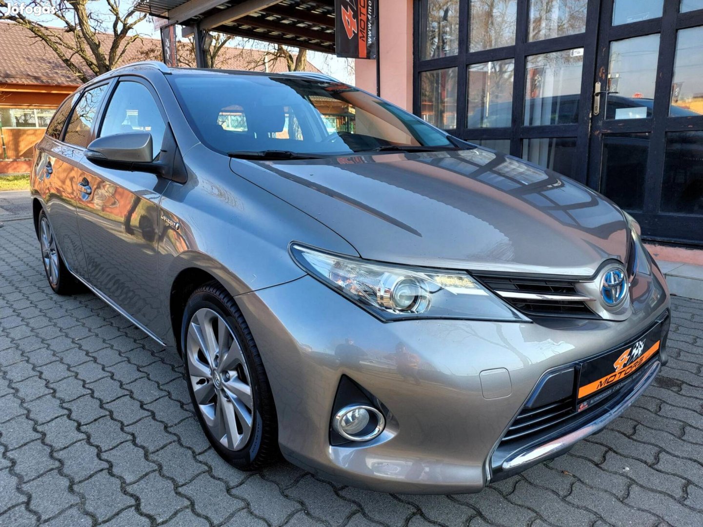 Toyota Auris 1.8 HSD Active (Automata) Szervízk...