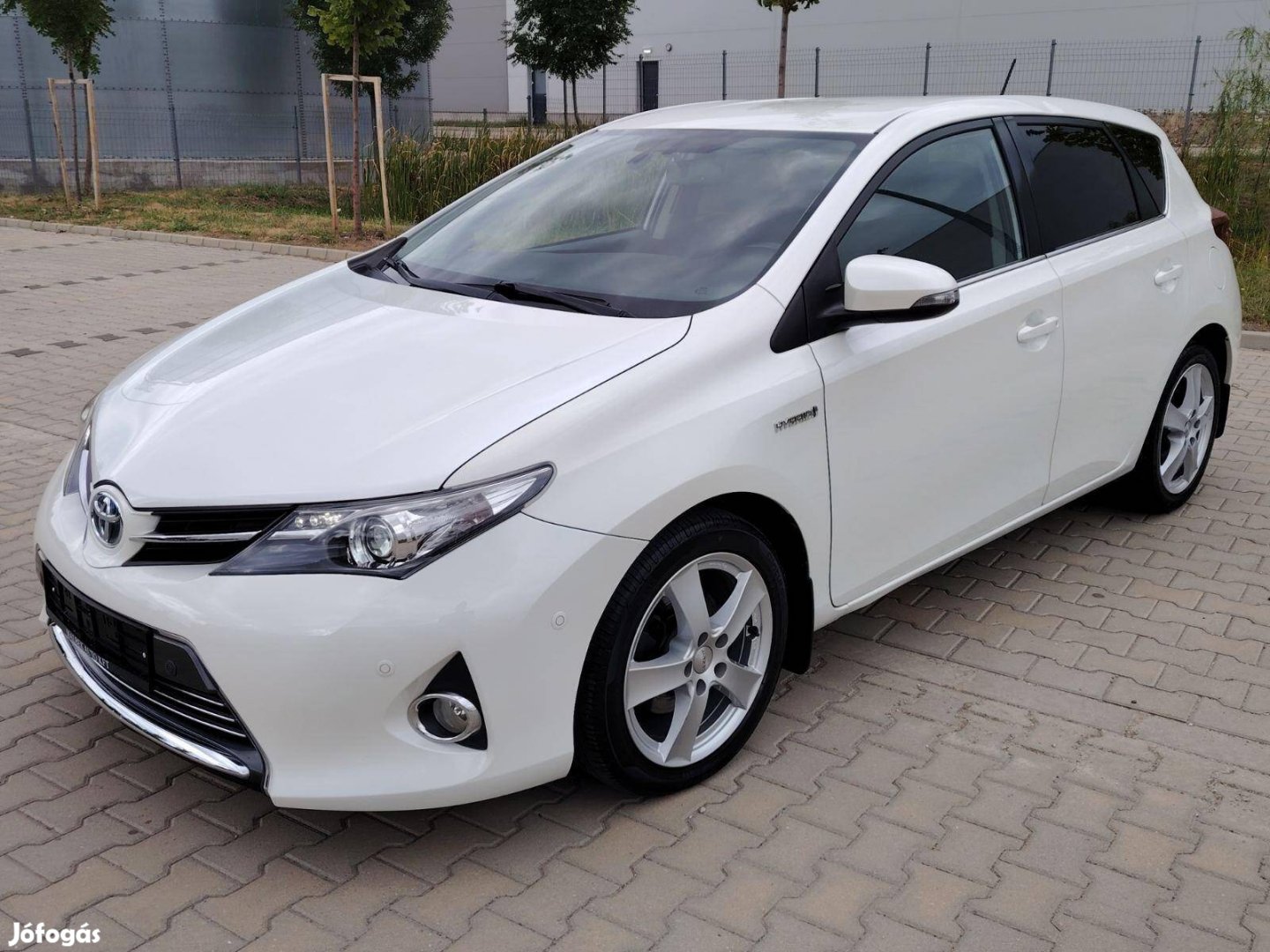 Toyota Auris 1.8 HSD Sol Navi (Automata) Sérülé...
