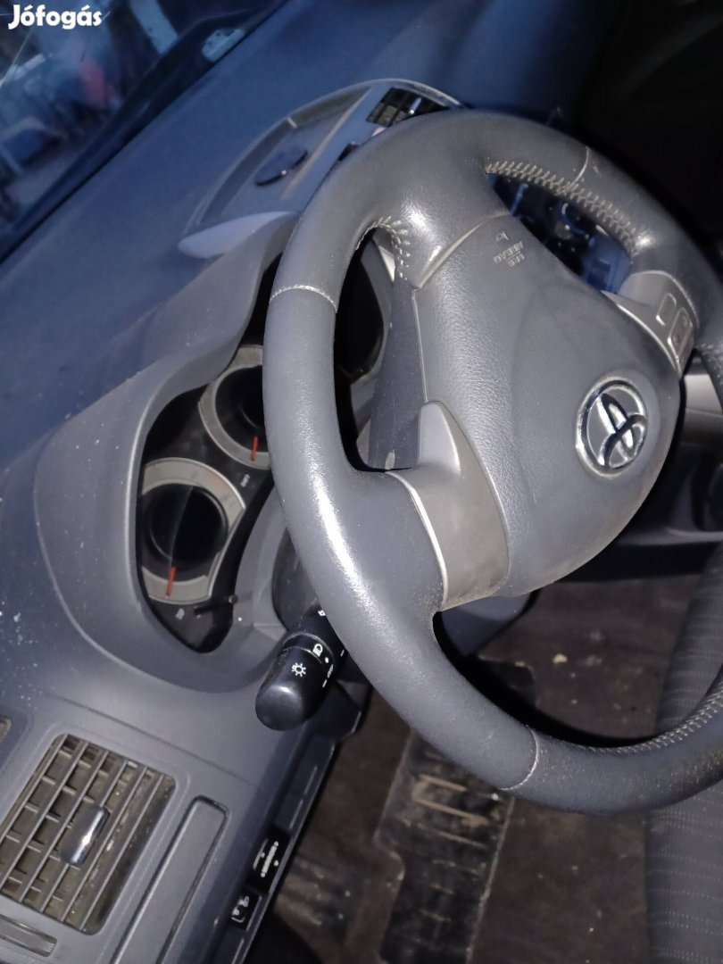 Toyota Auris 1 gyári cd-rádió fejegység