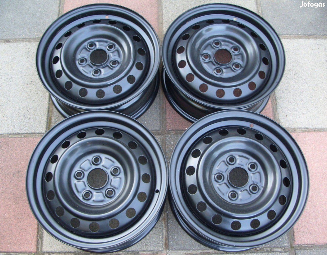 Toyota Auris Corolla Previa Suzuki SX4 felni acélfelni 15"