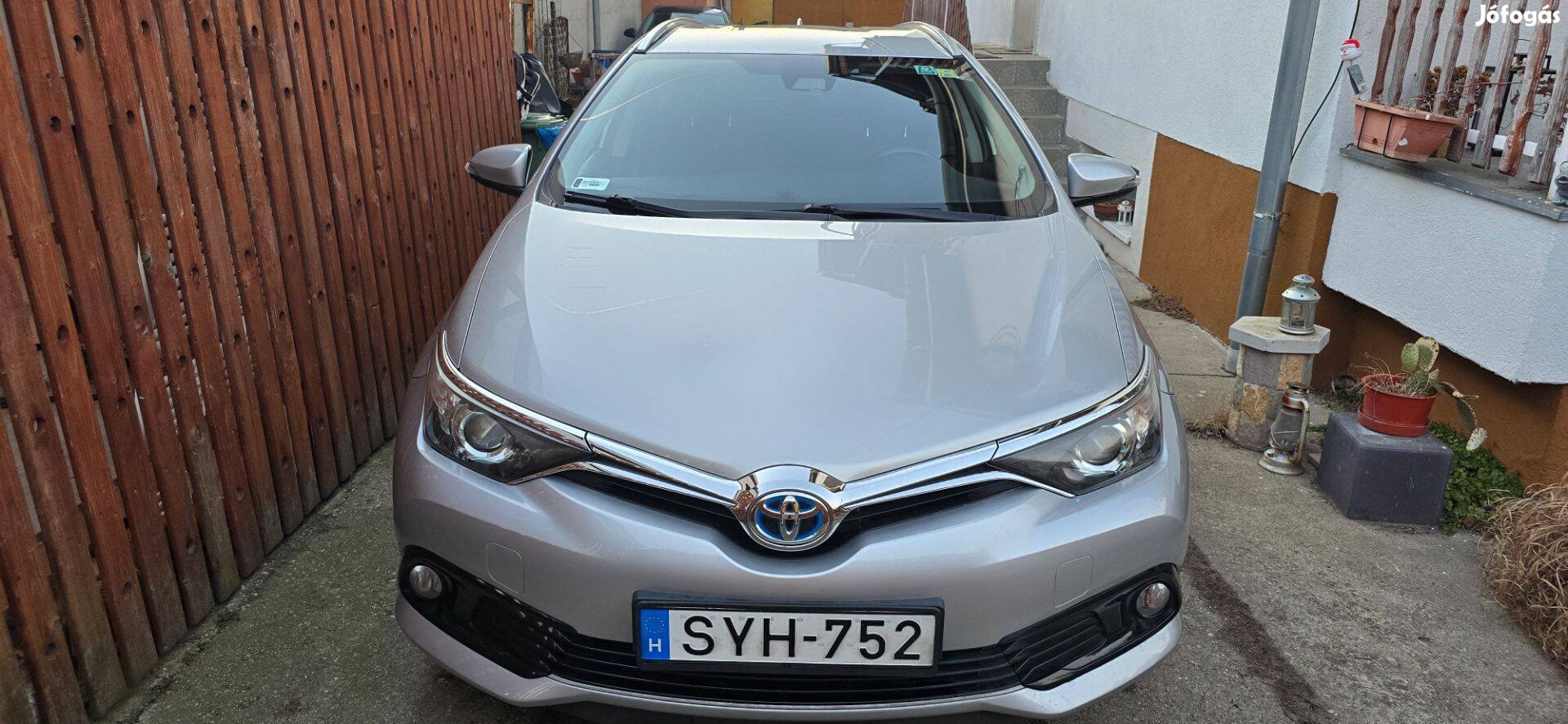 Toyota Auris Hibrid Tourig 1.8 HSD