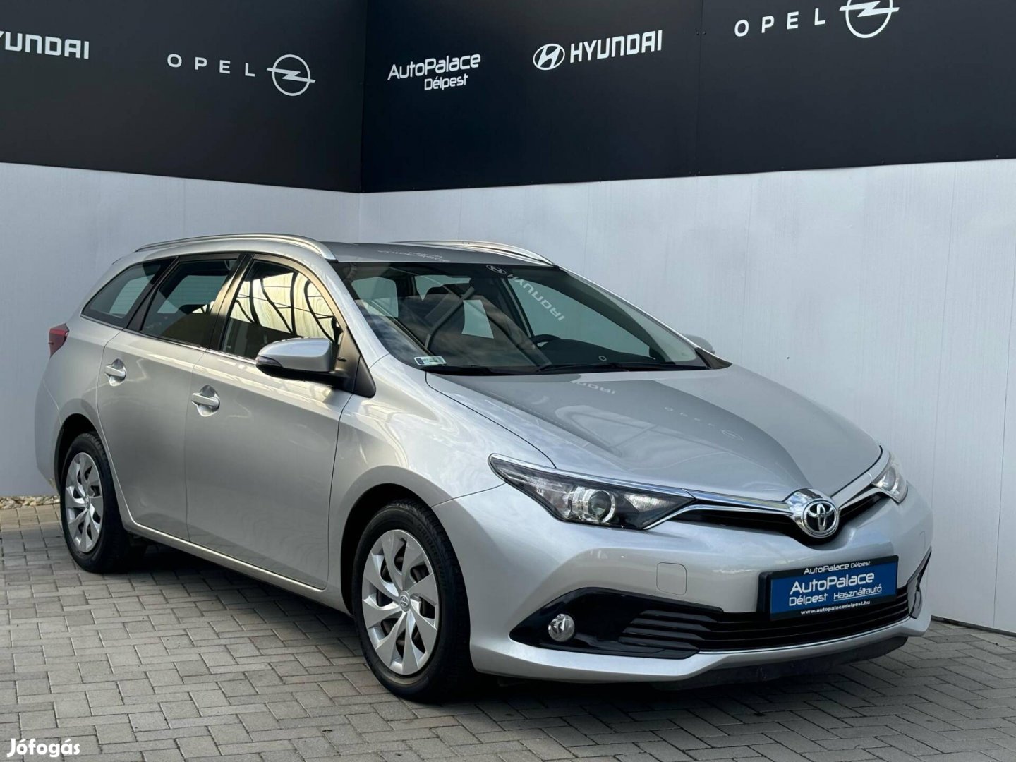 Toyota Auris Touring Sports 1.33 Active Trend m...