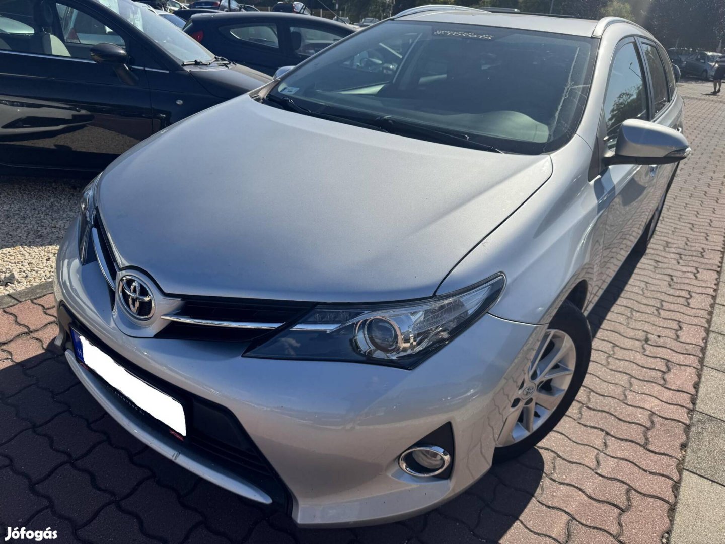 Toyota Auris Touring Sports 1.33 Live Magyarors...