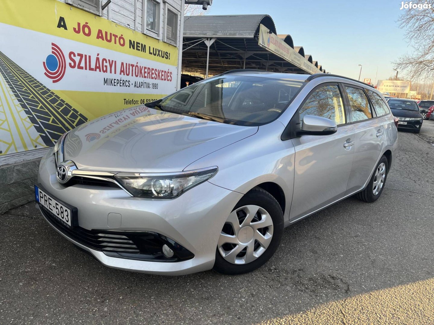 Toyota Auris Touring Sports 1.33 Live TSS Fix Á...