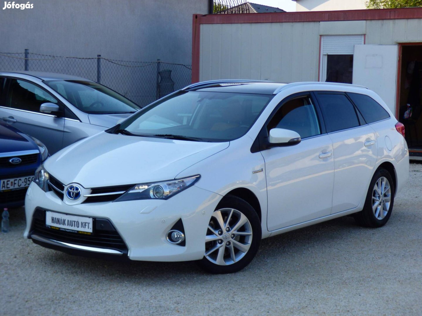 Toyota Auris Touring Sports 1.8 HSD Executive S...