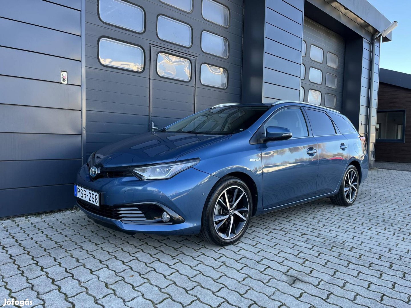 Toyota Auris Touring Sports 1.8 HSD Freestyle (...