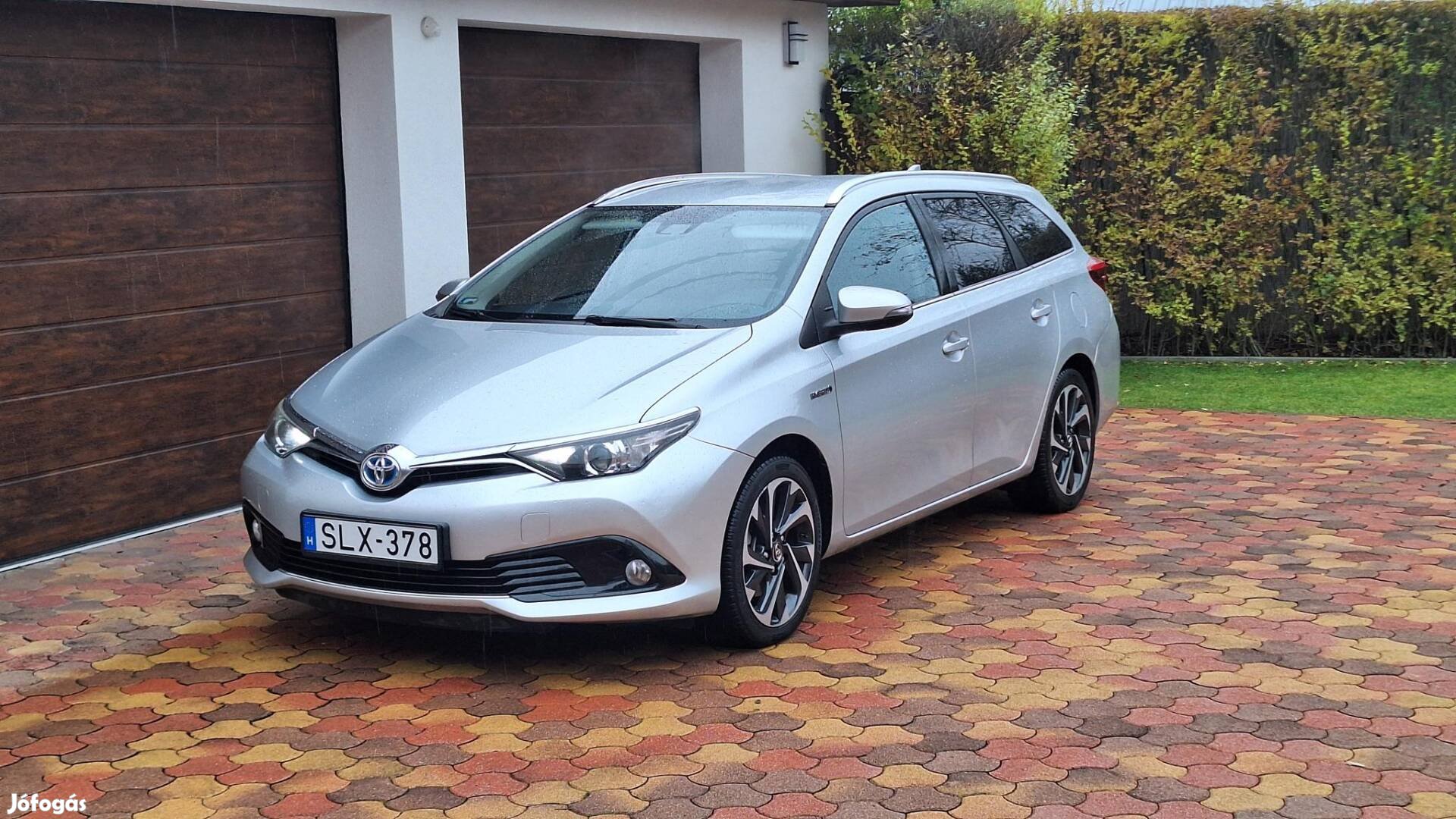 Toyota Auris Touring Sports 1.8 HSD Live TSS (A...