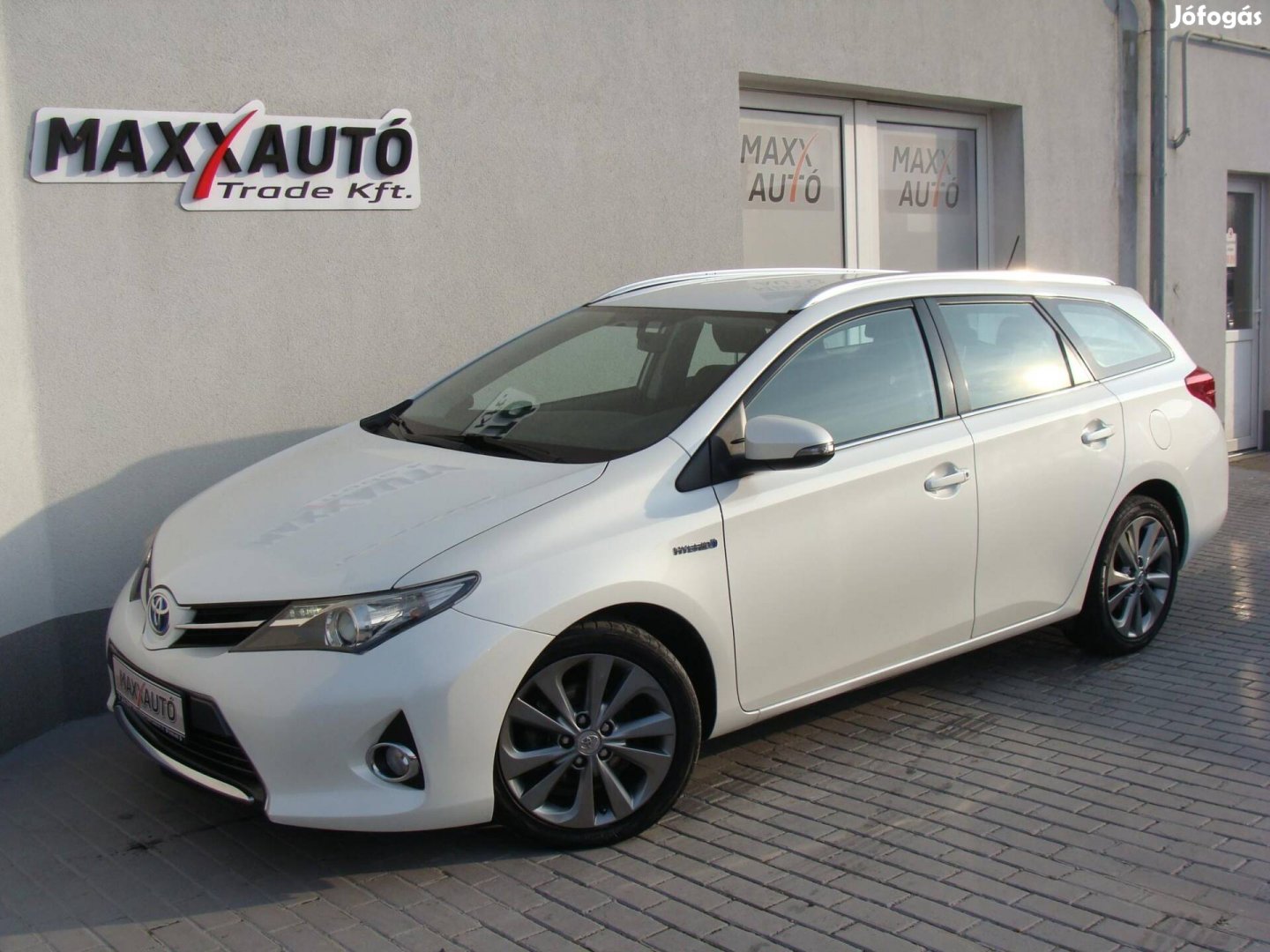 Toyota Auris Touring Sports 1.8 HSD Lounge (Aut...