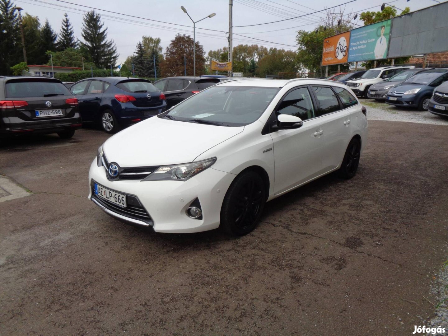 Toyota Auris Touring Sports 1.8 HSD Lounge (Aut...