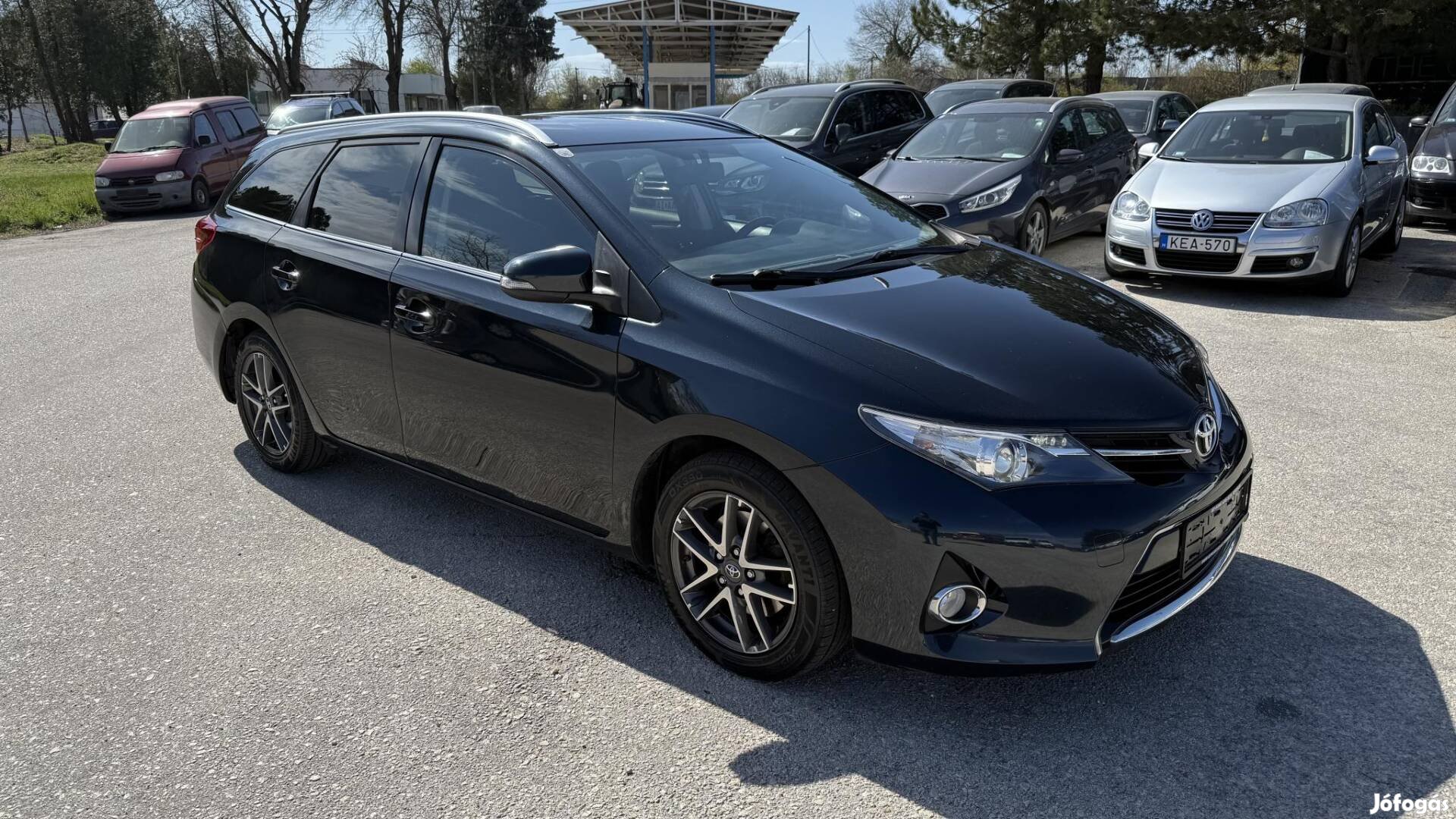 Toyota Auris Touring Sports 2.0 D-4D Style Alka...