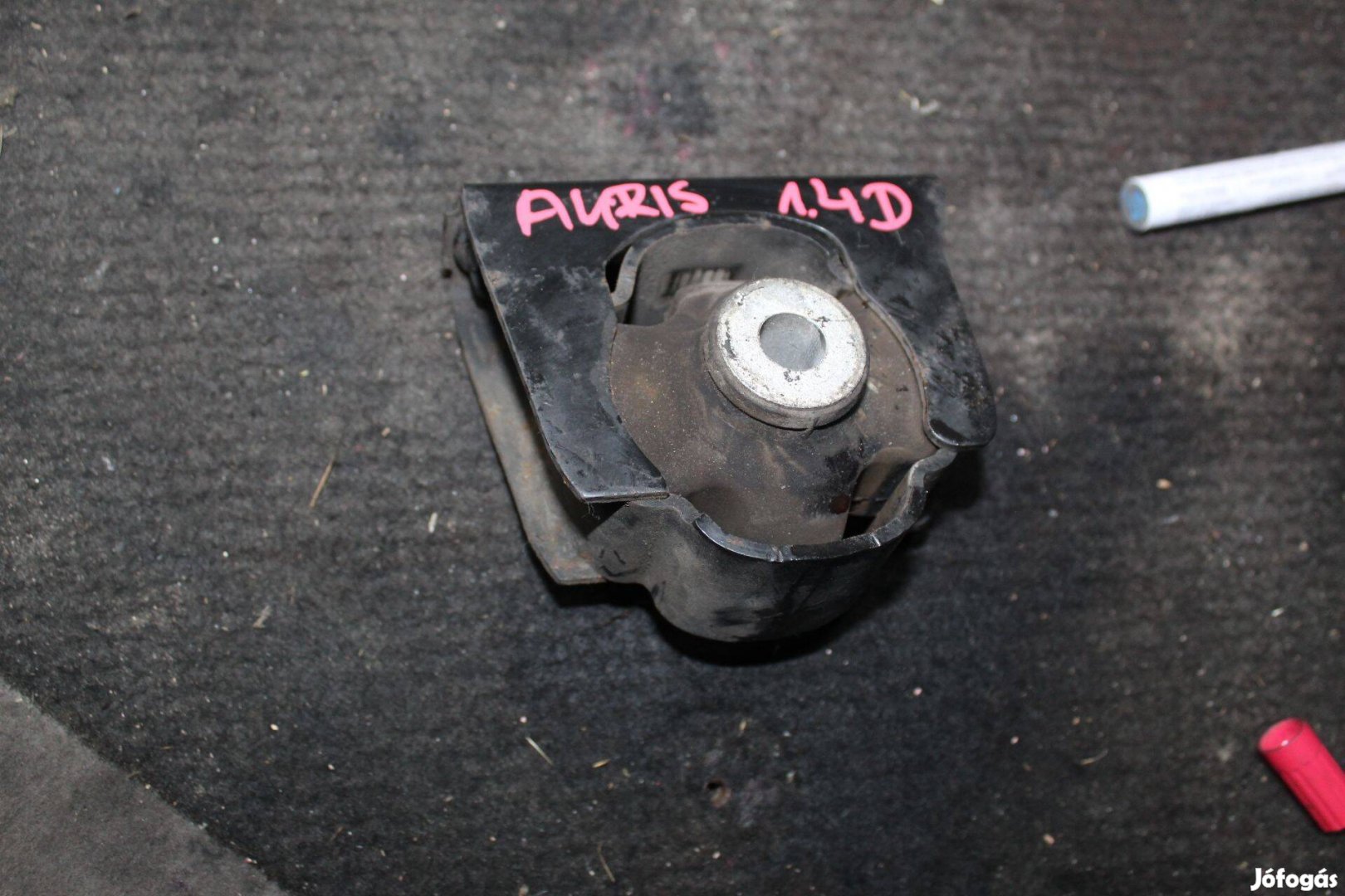Toyota Auris (E150) 2008 motortartó bak