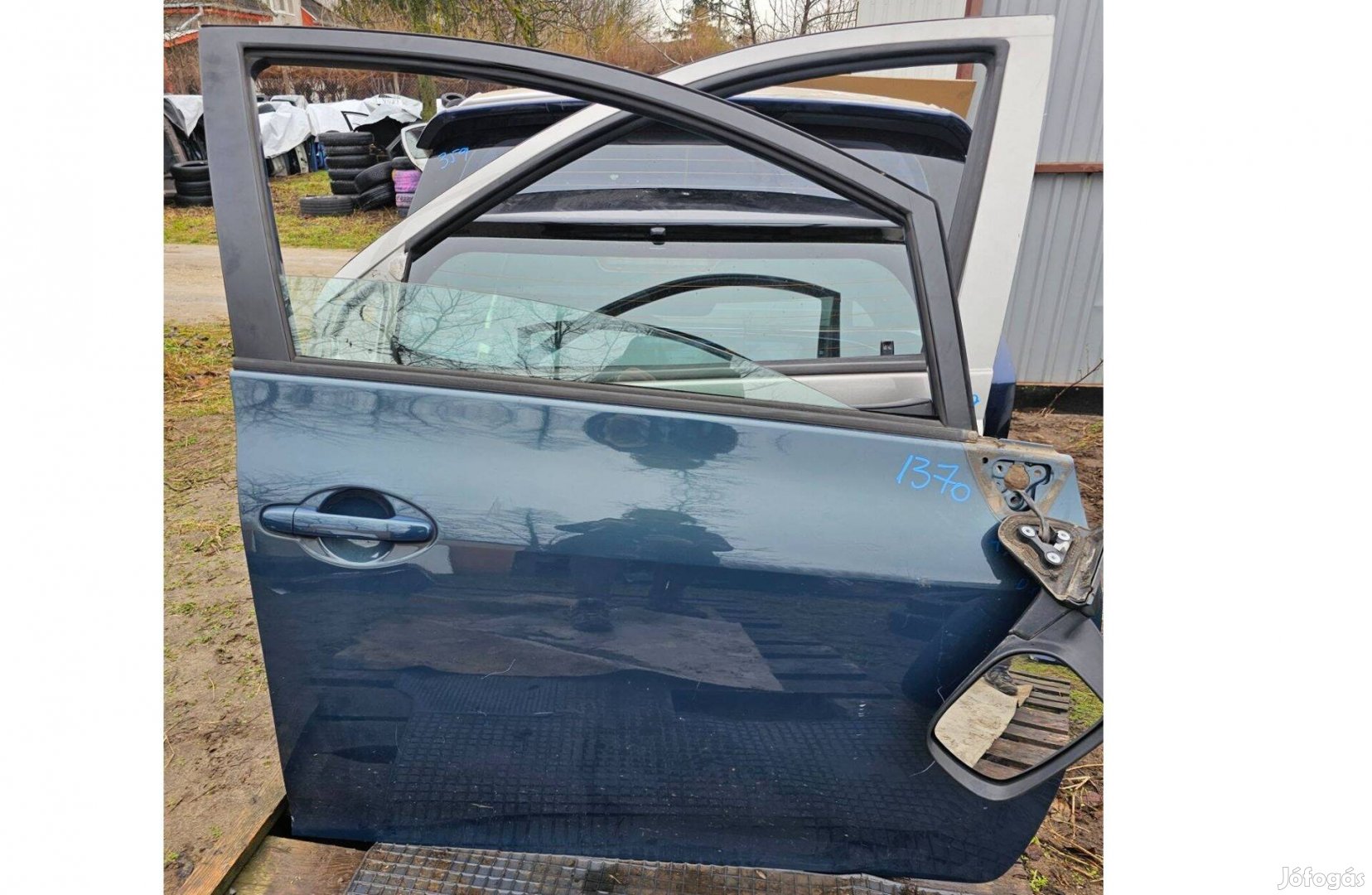 Toyota Auris (E150) jobb első ajtó komplett(1370.)