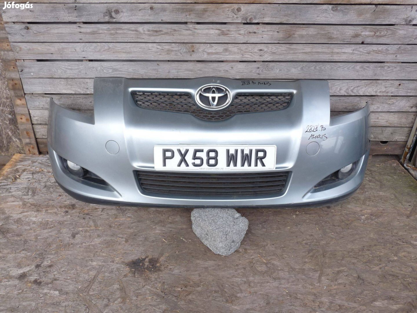 Toyota Auris lökhárító első