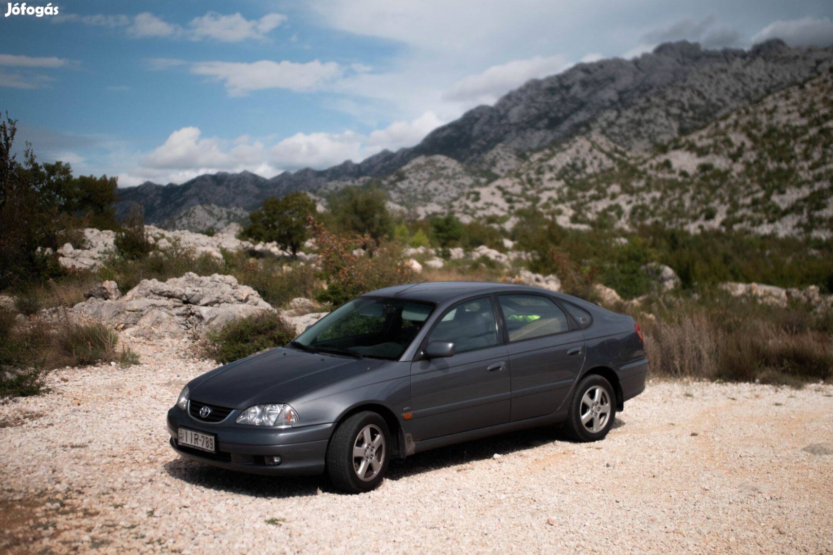 Toyota Avensis 1,6 Benzin Vonóhorog, Műszaki