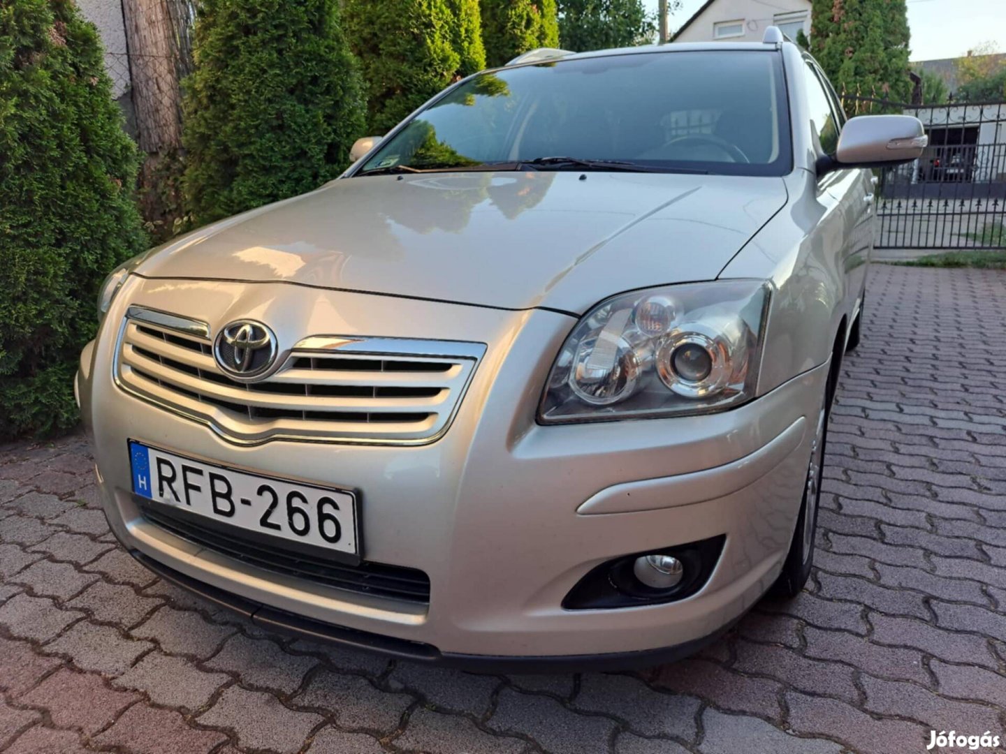 Toyota Avensis 1.8 Sol Plus Eladó!  Digit Klíma
