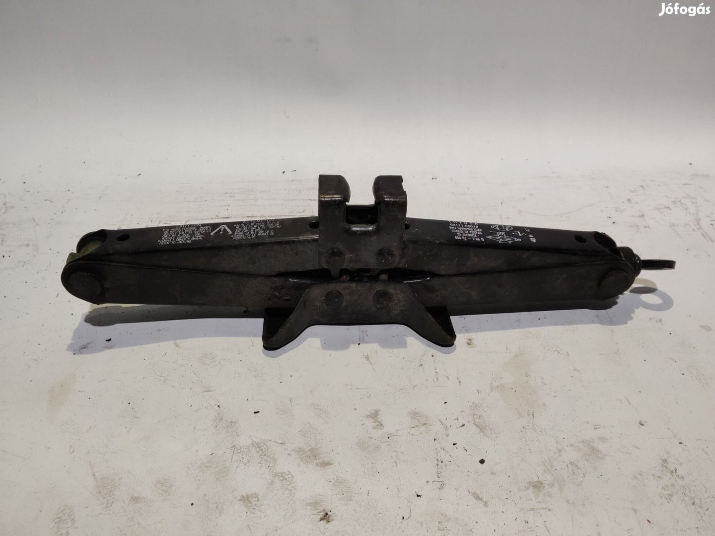 Toyota Avensis 2003-2009 T250 Emelő 09111-05010