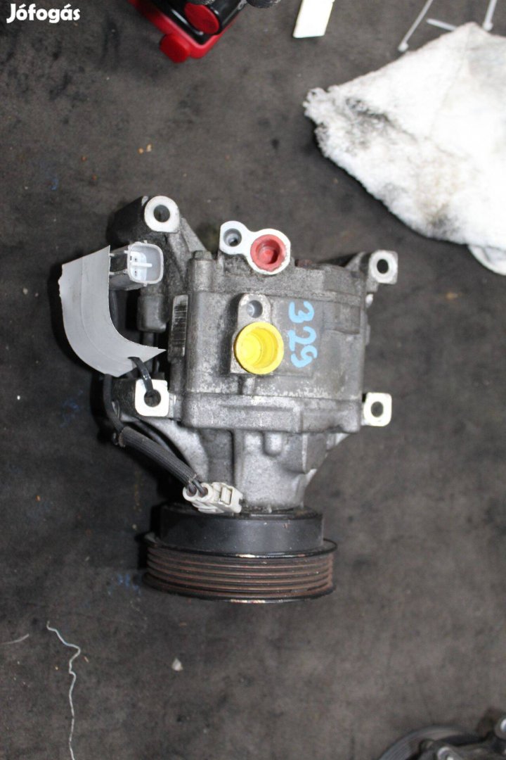 Toyota Avensis 2.0B klímakompresszor (4472206362) (329)