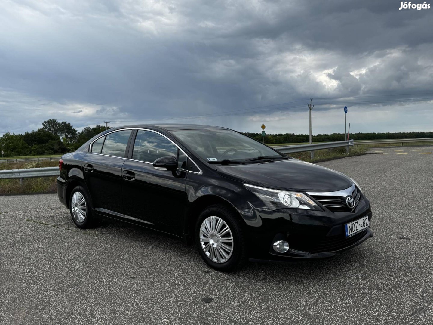 Toyota Avensis 2.0 D-4D Limited SOL. magyarországi