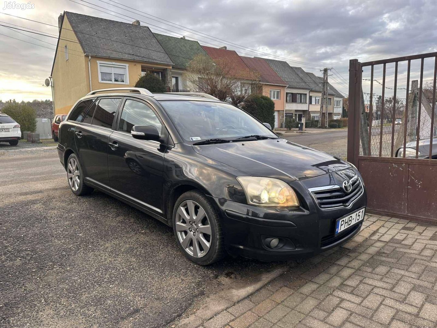 Toyota Avensis 2.0 D-4D Xenon