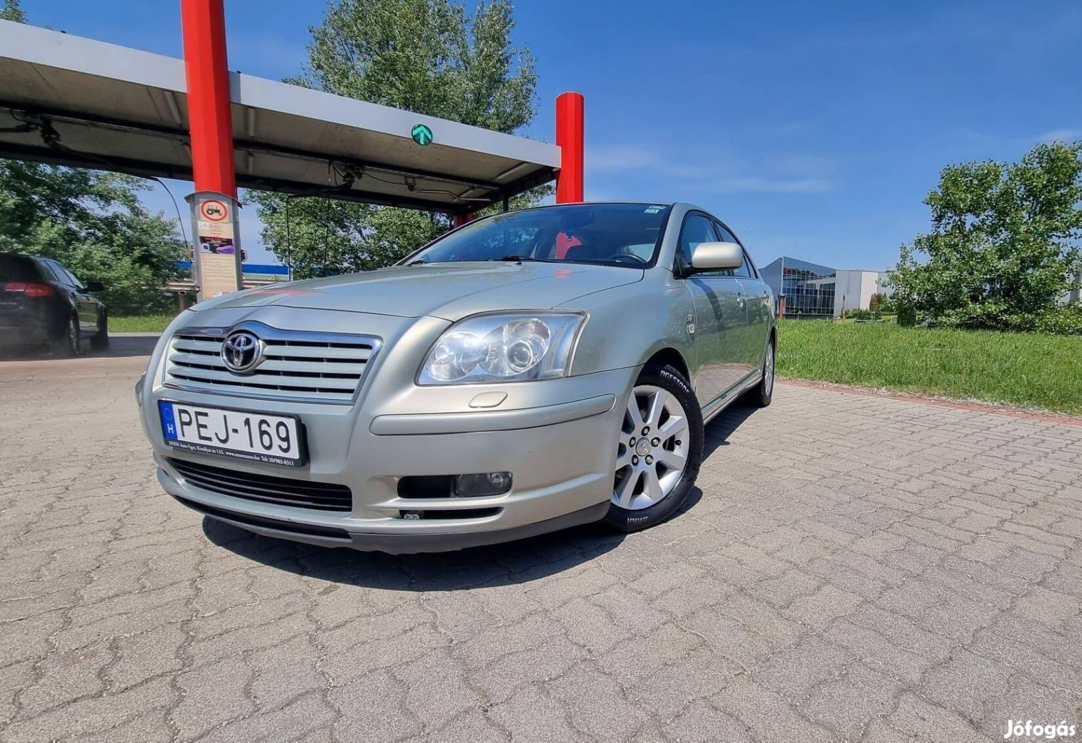 Toyota Avensis 2.2 D-Cat Sol Executie 177Le