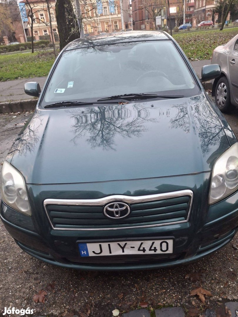 Toyota Avensis 4D4