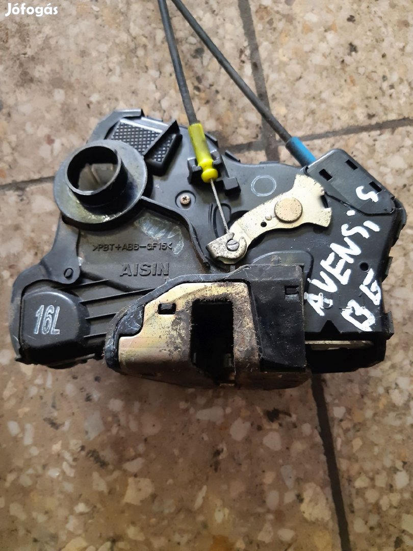 Toyota Avensis Bal Első Ajtó Zárszerkezet Központizár Motor