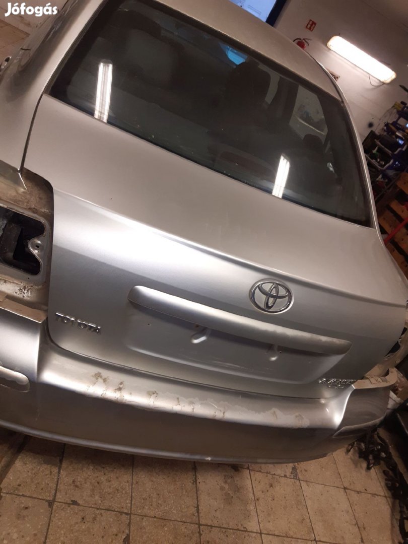 Toyota Avensis Csomagtér Ajtó