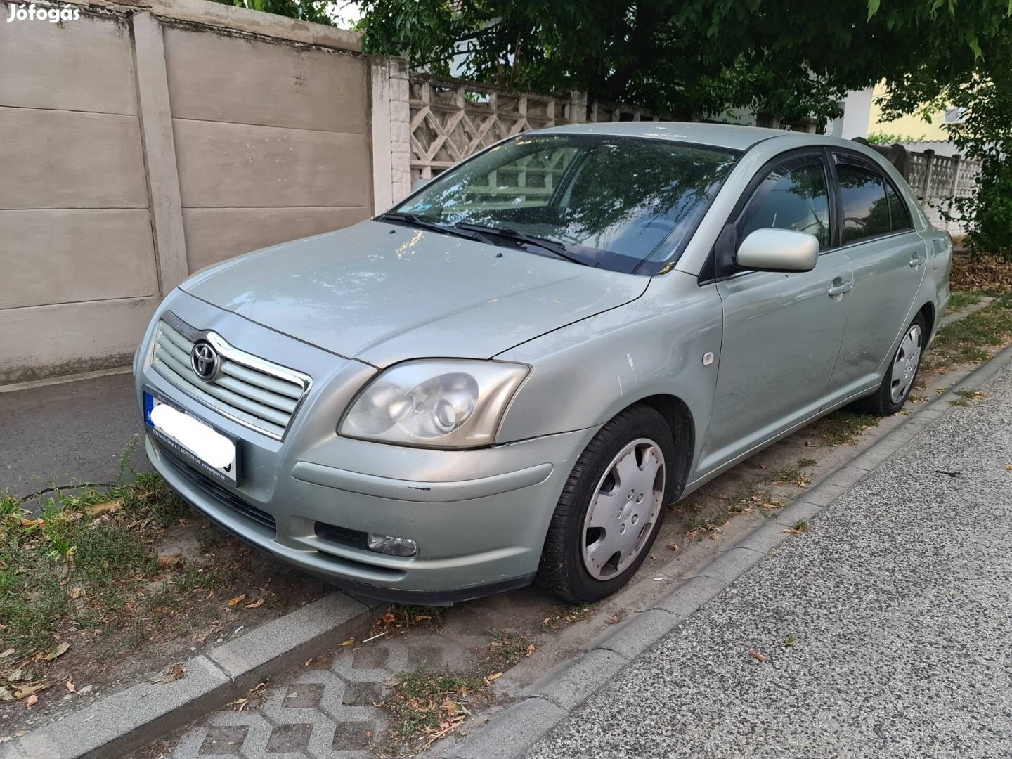 Toyota Avensis Sol