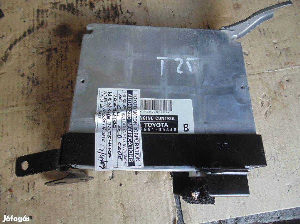 Toyota Avensis T25 ECU motorvezérlő 966105A40