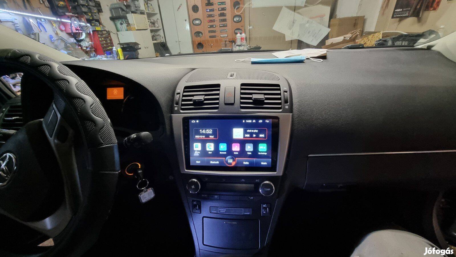 Toyota Avensis T27 Carplay Multimédia GPS Rádió Tolatókamerával