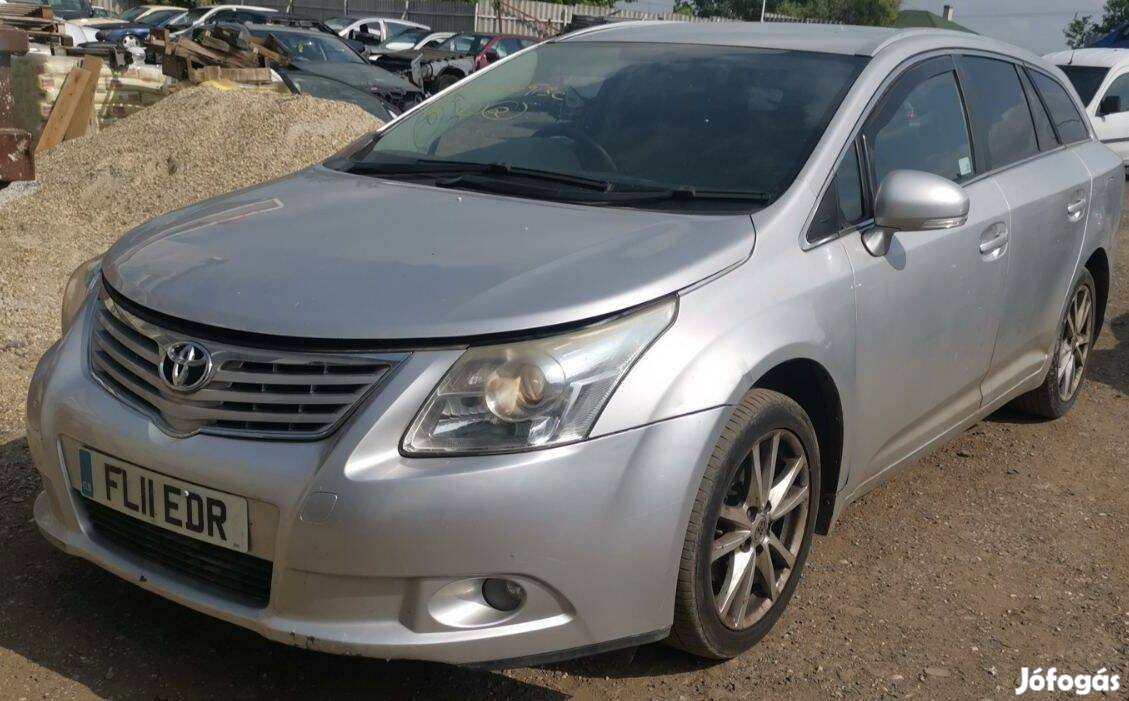 Toyota Avensis T27 D4D 2011 Bontott minden alkatrésze eladó!