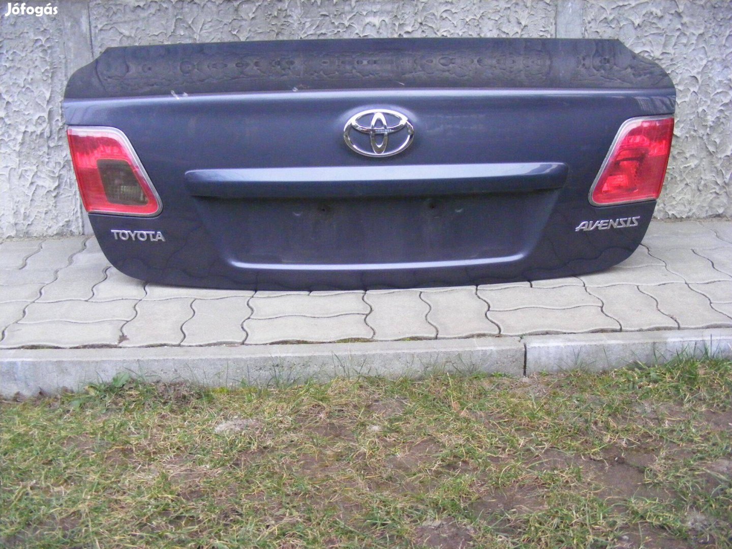 Toyota Avensis T27 csomagtér ajtó sedan
