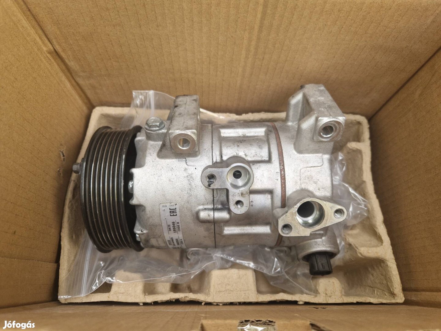 Toyota Avensis T27 klímakompresszor, vízpumpa 