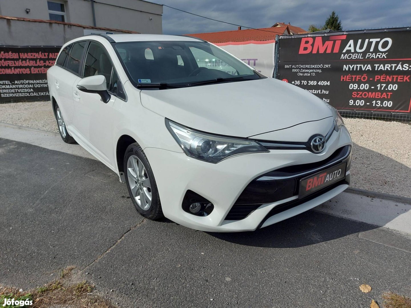 Toyota Avensis Touring Sports 1.6 D-4D Live Plu...