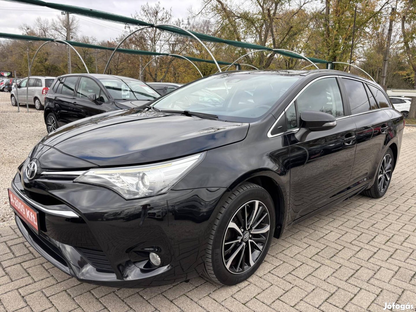 Toyota Avensis Touring Sports 1.8 Active Trend...